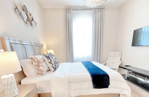 Portola Springs House | IIrvine Great Park Private Suite