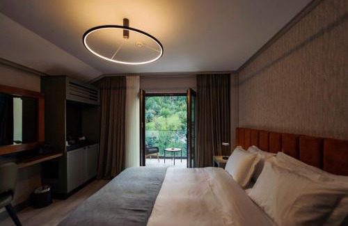 Agapia House | Ikabane