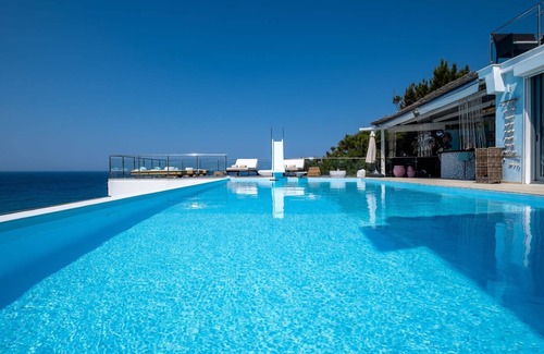 Gialiskari Villa | Ikaria Beachfront Villa | 7 Bedrooms | Villa Indigo Blue Haven | Infinity Pool.
