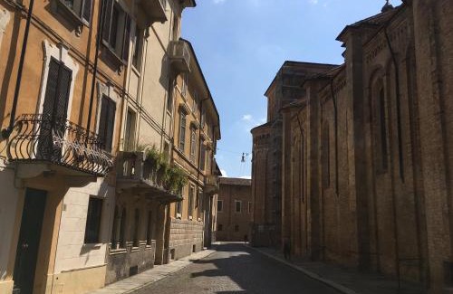 Parma City Centre Apartment | Il Balcone dell'Angiol d 'Or