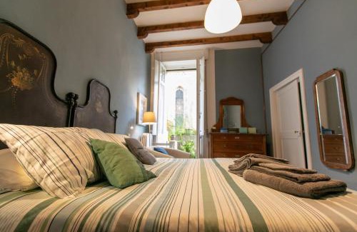 Parma City Centre Apartment | Il Balcone dell'Angiol d 'Or