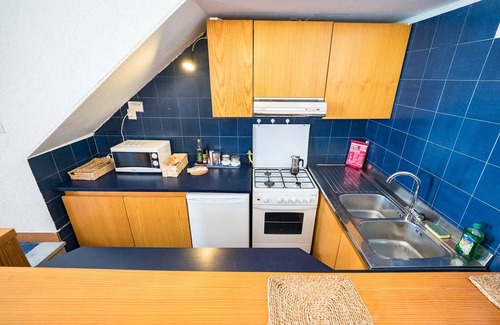 Manarola Apartment | Il Baluardo Sea View Apartment on the Cliff
