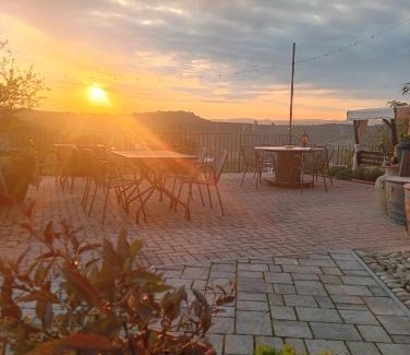 Castellinaldo Bed & Breakfast | Il Borgo B&B