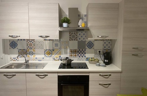 Stazzo Apartment | IL cappero vacation home - home Holidays two steps from the sea-