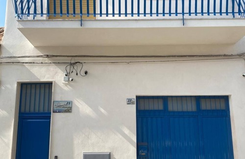 Stazzo Apartment | IL cappero vacation home - home Holidays two steps from the sea-