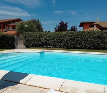 Monzambano House | Il Glicine sul Garda villetta a schiera