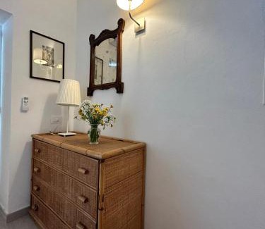 Latte House | Il mare tra gli olivi