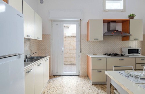 San Foca House | Il Marinaio 2 - Apartment with veranda 80 meters from the sea
