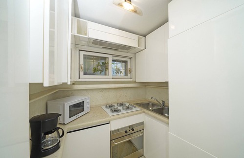 Padenghe sul Garda Apartment | Il Melagrano A12 by Wonderful Italy