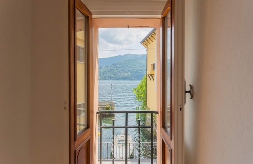 Carate Urio Apartment | Il Porticciolo in Carate Urio