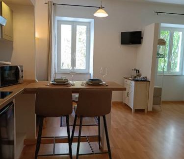 Cuglieri Apartment | Il Portico Rosa