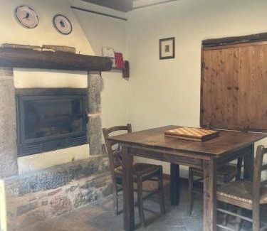 Tavernole sul Mella Apartment | Il Roccolino- Antica casa nel bosco