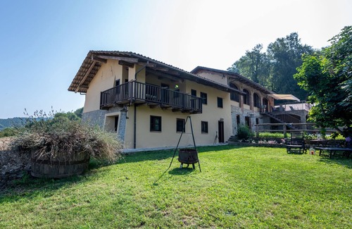 Somano House | Il Roseto by Interhome