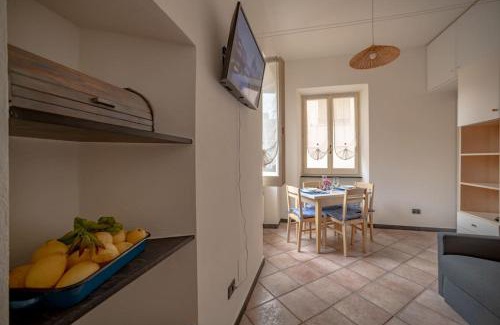 Rezza Apartment | Il VICO dei CANTI ROSSI
