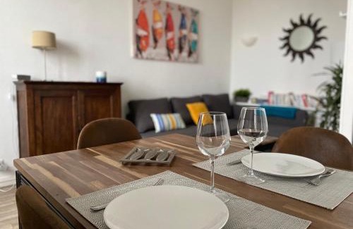 Saint-Martin-de-Re Apartment | Ile de Ré - Proche plage - Hammam - Sauna - Piscine - 4 personnes