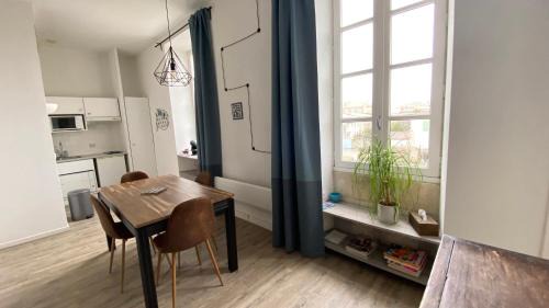 Saint-Martin-de-Re Apartment | Ile de Ré - Proche plage - Hammam - Sauna - Piscine - 4 personnes