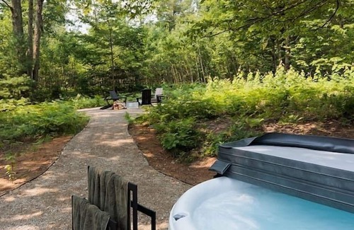 Luther Apartment | Ilex Forest Retreat: Blackthorn