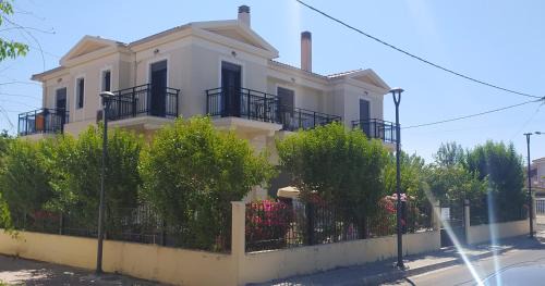 Kourouta Apartment | Ilida Kourouta Studios