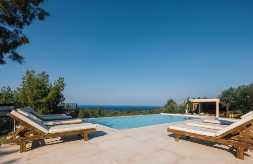 Alonia House | Ilyessa Cottages