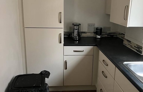 Plaistow Apartment | Immaculate 1-Bed Apartment in East London