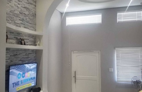 Bloubergstrand House | IMMACULATE 3 BED HOUSE WITH TRANQUILITY. 5 MINUTES TO THE BEACH.