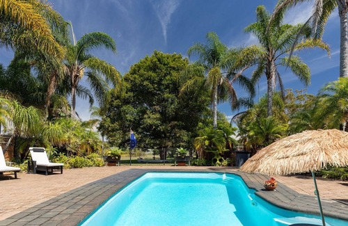 Tuncurry House | Immerse yourself in the laid back lifestyle of Tulloch Estate.