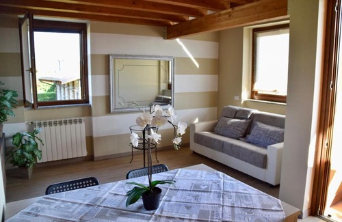 Cenate Sotto Apartment | Immerso nel verde 4 posti letto