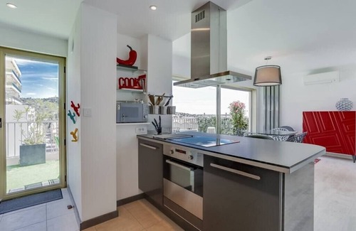 Carnot Apartment | Immogroom - Apartment with terrace - A C - Parking