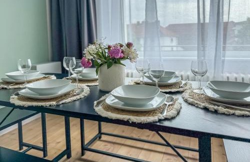 Burg-Grambke Apartment | ImmoStay G#1 Ferienhaus - Parken & WiFi, 2 Balkone und 2 Bäder,4K