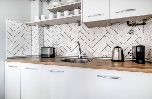 Guindalera Apartment | Immpecable Salamanca 3BR w/terrace, by Blueground