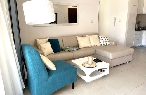 Kotor Old Town Apartment | Impeccable 1-bed Apartment in Morinj