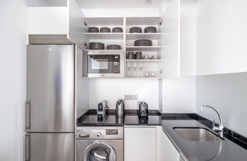 Gaztambide Apartment | Impeccable Chamberí 2BR with amazing terrace, near the city center, by Blueground