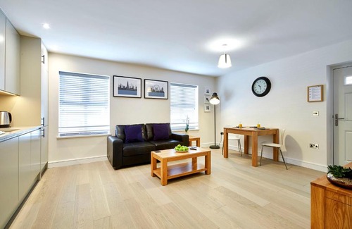 Maidenhead Apartment | Imperial Court By Viridian Apartments