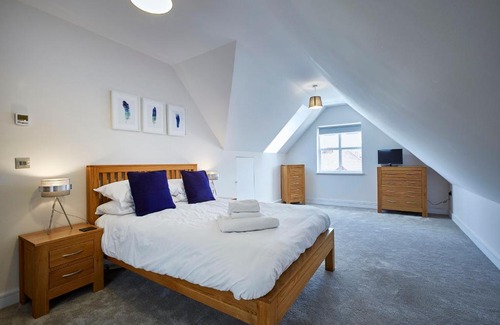 Maidenhead Apartment | Imperial Court By Viridian Apartments