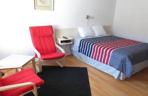 Grand Forks Hotel | Imperial Motel