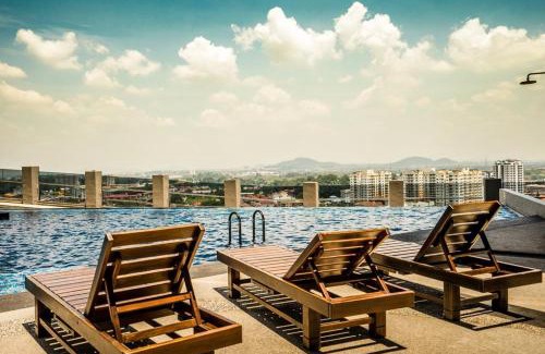 Taman Melaka Raya Apartment | Imperio Residence Melaka - Private Jacuzzi with Seacityview stay with Wifi