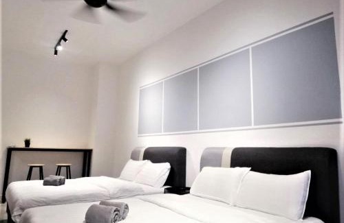 Taman Melaka Raya Apartment | Imperio Residences Private Bathtub or Jacuzzi by Nestcove