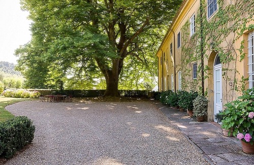 Villabuona House | Impressive 18th century country house with pool and cleaning services!