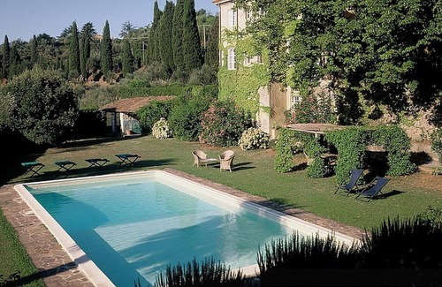 Villabuona House | Impressive 18th century country house with pool and cleaning services!