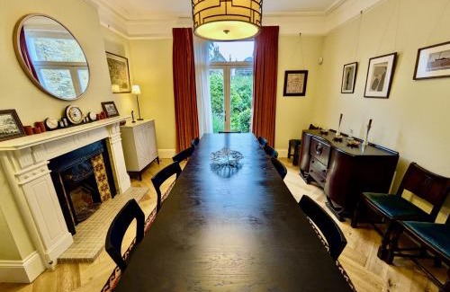 Streatham Hill House | Impressive 5BR family home in Leafy
