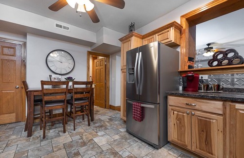 Dubuque Apartment | Impressive Private 2BR Suite w/Parking Univ Area