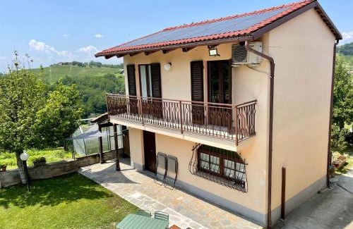 Monforte d'Alba House | In Casetta