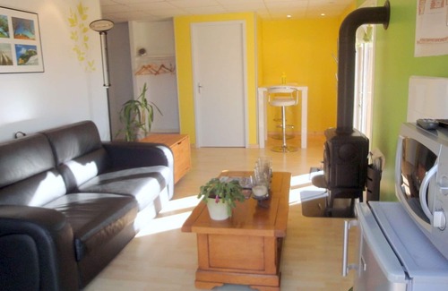 Clairvaux-les-Lacs House | In Clairvaux-Les-Lacs: 35m2 suite overlooking the lakes!
