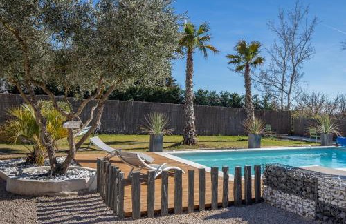 L'Isle-sur-la-Sorgue House | In Elsama piscine chauffée