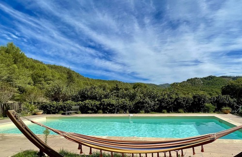 La Bouilladisse House | In Provence, a natural, peaceful setting. Swimming pool in July/August/September
