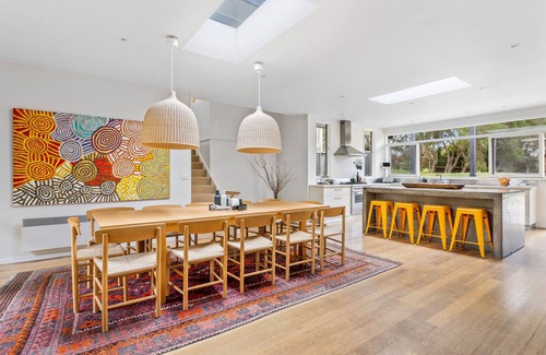 Shoreham House | In Shoreham, stunning Beach House, 5min walk to beach, huge capacity, sleeps 16