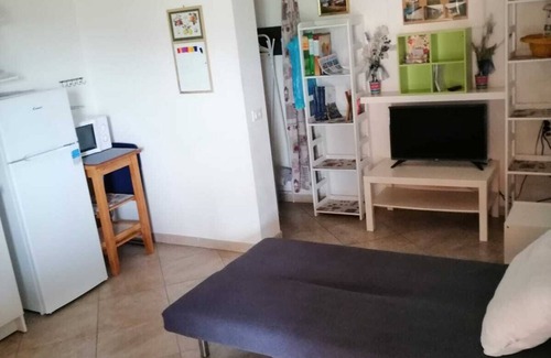 Villanuova sul Clisi Apartment | In the countryside 7 km from Lake Garda.