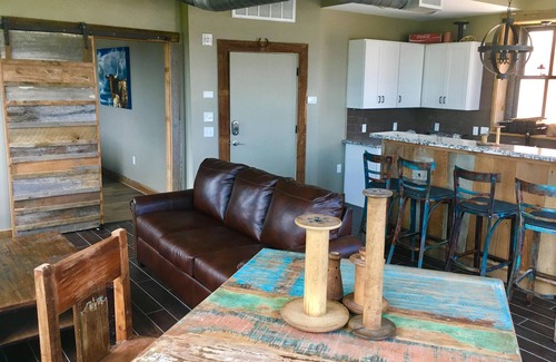 Hot Springs Apartment | In the Heart of Downtown Historic Hot Springs