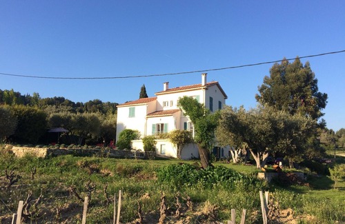 Le Castellet Villa | In the heart of the Bandol vineyards charming sunny villa Provencal
