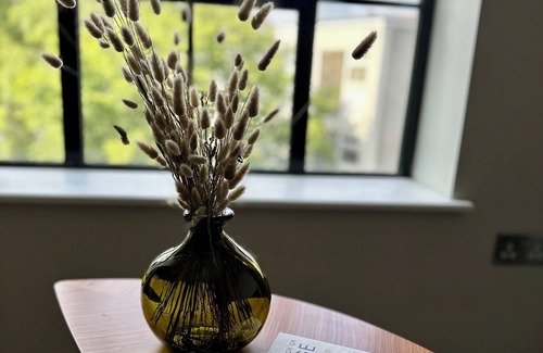 Barbican Apartment | In the heart of the Barbican buzzing with restaurants, shops & the coastline